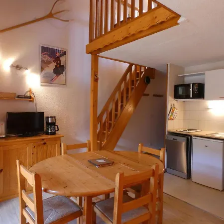 Centre Village, 6 Personnes, 1 Mezzanine - Vlii70 보포르